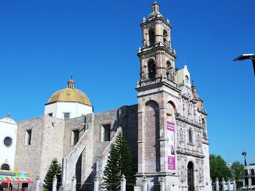 Paseo por Mexico Templo de San Marcos en Aguascalientes