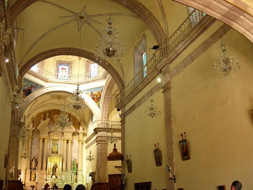 Paseo por Mexico Interior del Templo de San Marcos en Aguascalientes