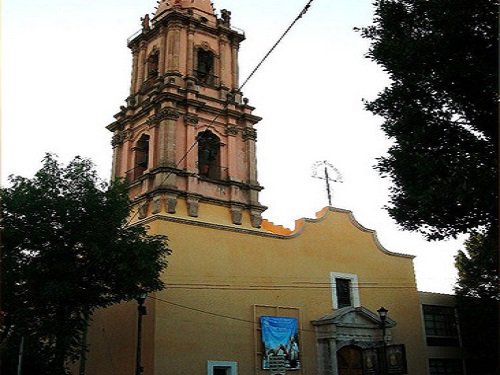 Paseo por Mexico Parroquia de San José en Aguascalientes