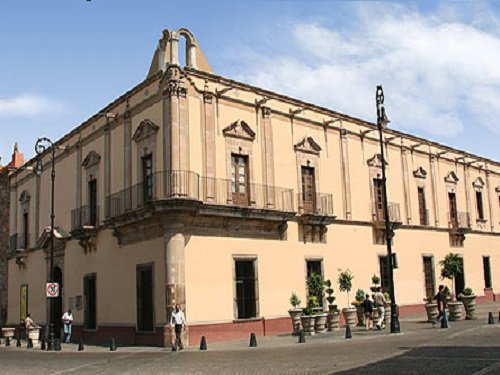 Paseo por Mexico Casa de la Cultura Aguascalientes