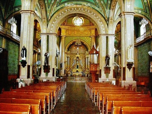 Paseo por Mexico Interior de la Parroquia del Señor del Salitre en Calvillo