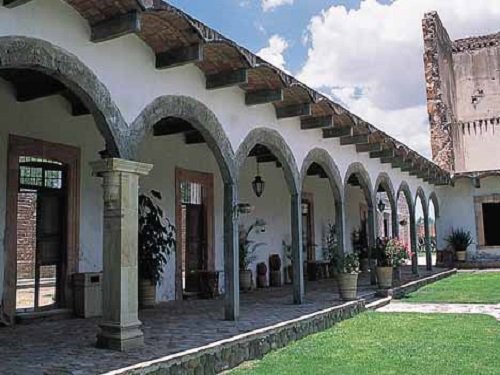 Paseo por Mexico Hacienda y Templo de San Blas de Pabellón en Rincón de Romos
