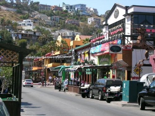 Paseo por Mexico Avenida López Mateos en Ensenada