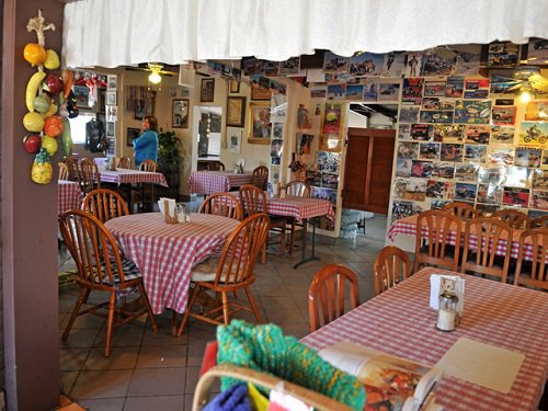 Paseo por Mexico Mamá Espinoza en Ensenada