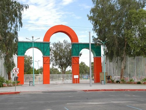 Paseo por Mexico Parque Vicente Guerrero en Mexicali