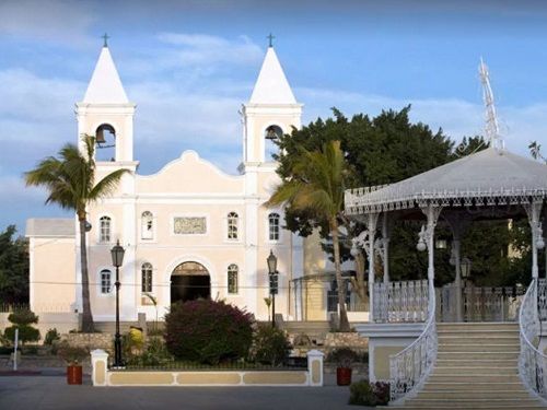 Paseo por Mexico Plaza de Armas o Plaza Mijares en Los Cabos