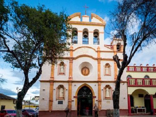 Paseo por Mexico Templo de San Sebastián de Comitán de Domínguez 