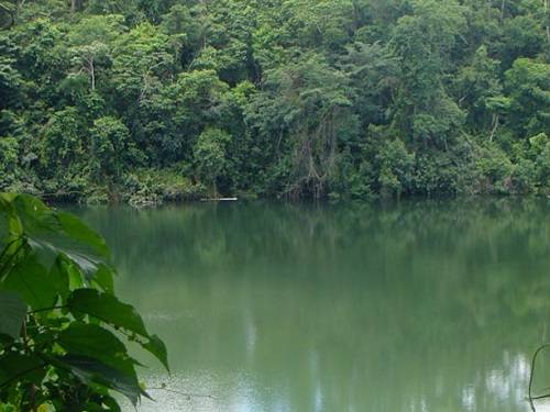 Paseo por Mexico Campamento Eco turístico Tres Lagunas en Ocosingo