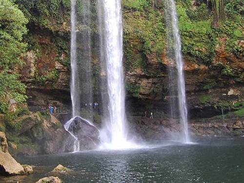 Paseo por Mexico Cascadas Misol há en Salto de Agua