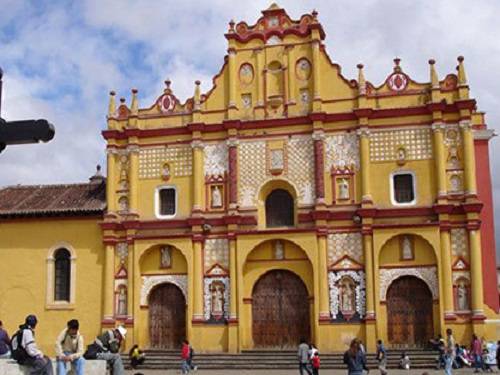 Paseo por Mexico Catedral de San Cristóbal Mártir de San Cristóbal de las Casas