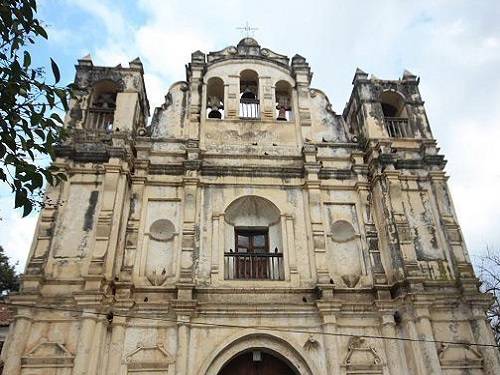 Paseo por Mexico Iglesia de La Caridad de San Cristóbal de las Casas