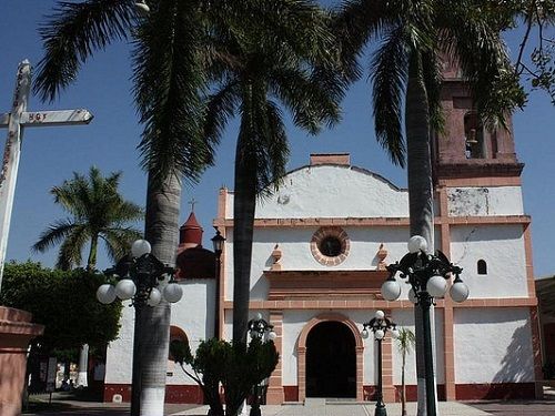 Paseo por Mexico Parroquia de San Francisco de Asís en Amacuzac