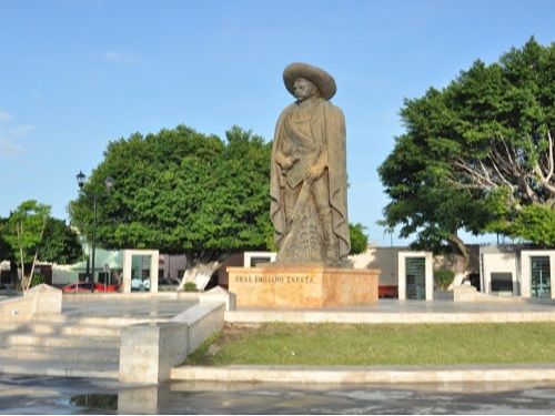 Paseo por Mexico Plazuela de la Revolución del Sur en Cuautla