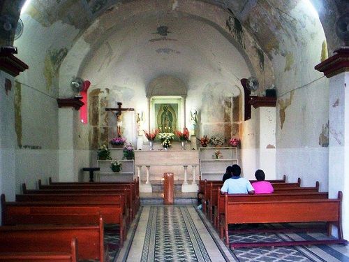 Paseo por Mexico Interior de la Capilla de Gualupita en Cuautla