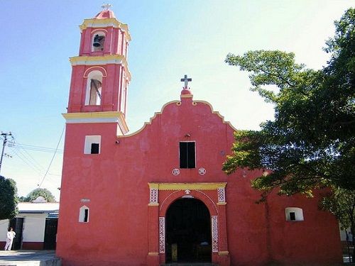 Paseo por Mexico Parroquia de San Juan Apóstol en Cuernavaca