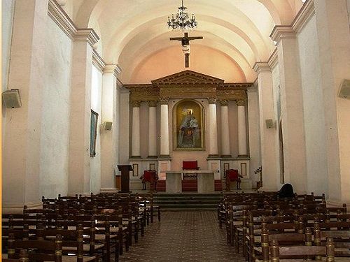 Paseo por Mexico Interior de la Capilla Nuestra Señora del Carmen en Cuernavaca