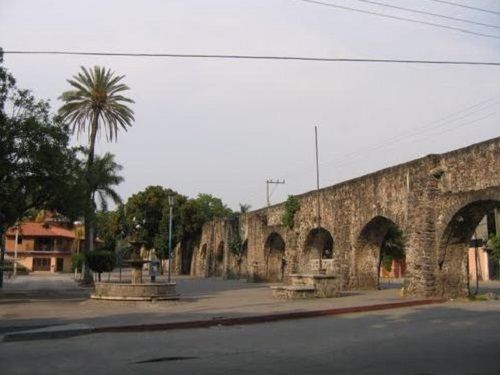 Paseo por Mexico Acueducto de Cuernavaca