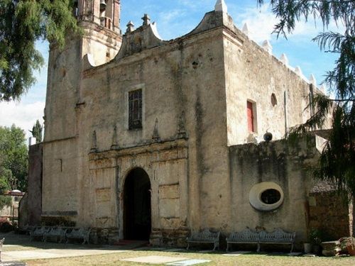 Paseo por Mexico Parroquia La Asunción de Maria en Cuernavaca