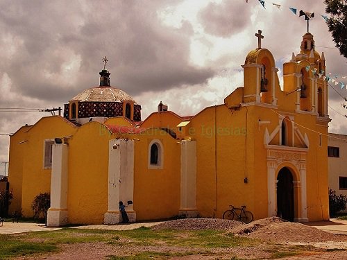 Paseo por Mexico Parroquia Antigua San Agustín Tetla en Acajete 
