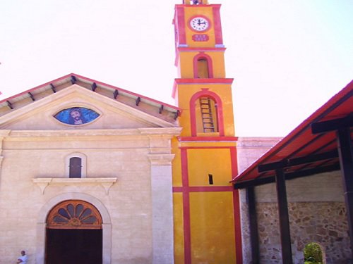 Paseo por Mexico Iglesia Parroquial en honor de la Asunción de María en Ahuazotepec