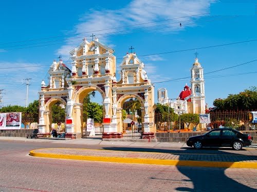 Paseo por Mexico La iglesia de Santiago Apóstol en Atzala
