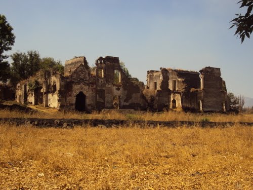 Paseo por Mexico Ruinas de Hacienda en Atzala