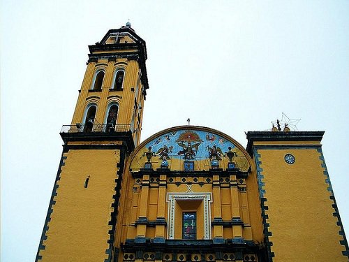 Paseo por Mexico La parroquia de Jesús de las Tres Caídas Chalchicomula de Sesma