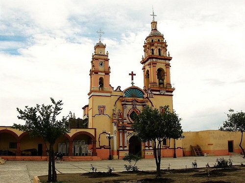 Paseo por Mexico Templo parroquial San Lorenzo Mártir en Chiautzingo