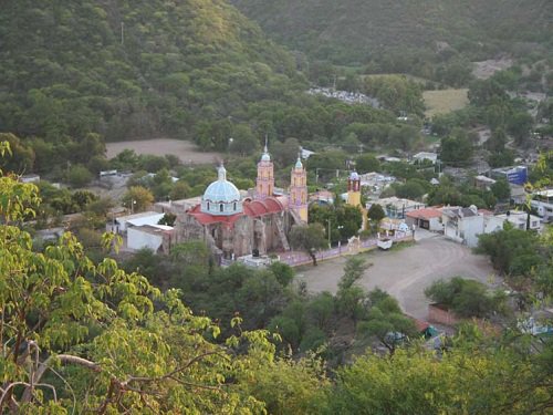 Paseo por Mexico Templo parroquial Chinantla