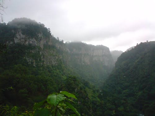 Paseo por Mexico Cañón de ixtolco en Cuautempan