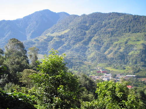 Paseo por Mexico El cerro Cozotl en Cuautempan