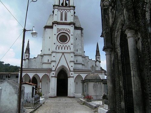 Paseo por Mexico Santuario de Guadalupe en Cuetzalan del Progreso