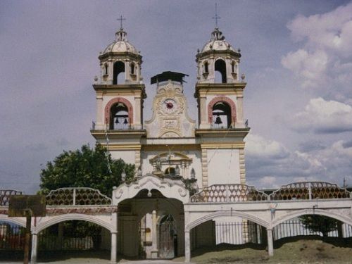 Paseo por Mexico Iglesia de Santiago Xaltepetlapa en Domingo Arenas