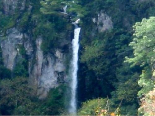 Paseo por Mexico Cascada salto Chico en Huauchinango