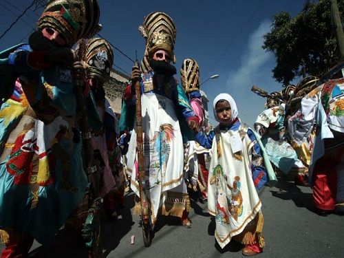 Paseo por Mexico Carnaval de Huejotzingo