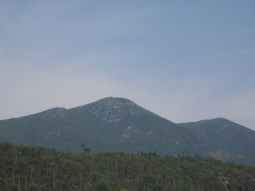 Paseo por Mexico Cerro del Tentzo en Molcaxac