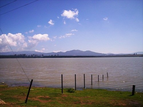 Paseo por Mexico Presa de Humiltemi en Naupan