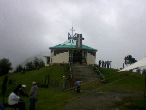 Paseo por Mexico Capilla de Chachahuantla en Naupan