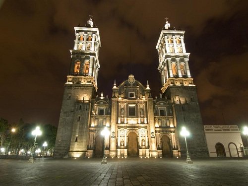 Paseo por Mexico Catedral de Puebla