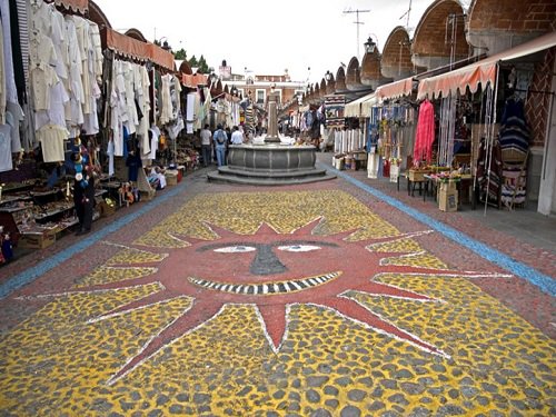 Paseo por Mexico Mercado de Artesanías 