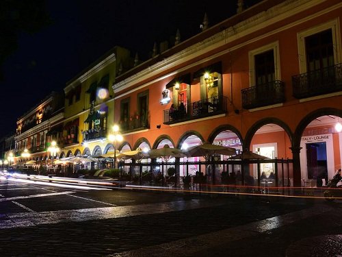 Paseo por Mexico Los Portales de Puebla