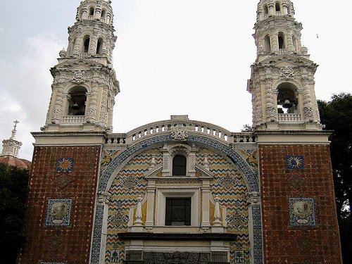 Paseo por Mexico Iglesia de Nuestra Señora de Guadalupe en Puebla