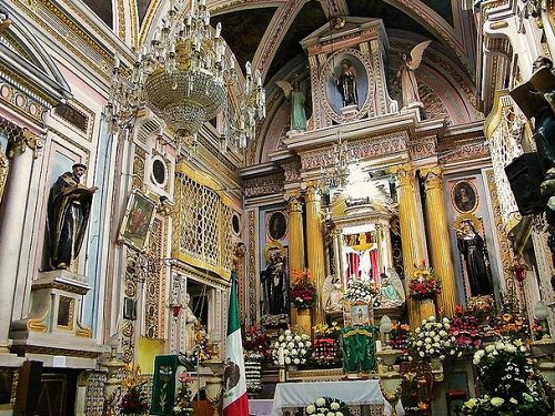 Paseo por Mexico Interior de Convento de Santa Mónica en Puebla