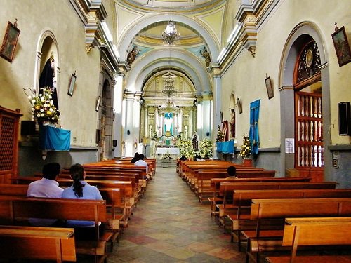 Paseo por Mexico Interior de Parroquia Santo Angel Custodio en Puebla