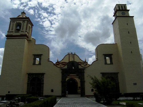 Paseo por Mexico Ex convento de Santa María Magdalena een Quecholac
