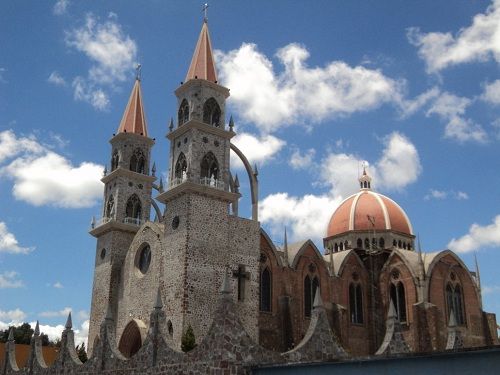 Paseo por Mexico Parroquia de San Marcos en Rafael Lara Grajales