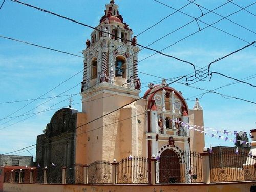 Paseo por Mexico Iglesia de San Pedro Colomoxco en San Andrés Cholula