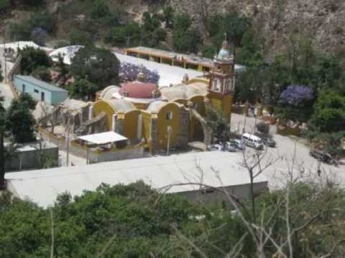 Paseo por Mexico Parroquia dedicada a San Antonio en San Antonio Cañada