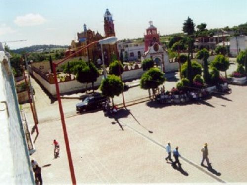 Paseo por Mexico Zócalo de San Felipe Teotlalcingo