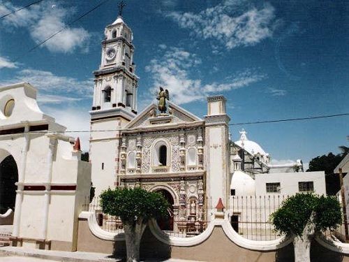 Paseo por Mexico Parroquia de San Gabriel Arcángel en San Gabriel Chilac